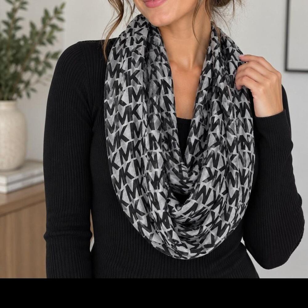 Mk black and white geometric